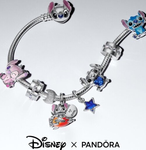 Новите „Стич“ талисмани те чакат!