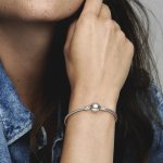 Disney x Pandora Гривна Мики