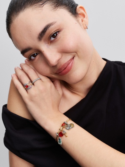 Disney x Pandora Гривна Розата на Бел
