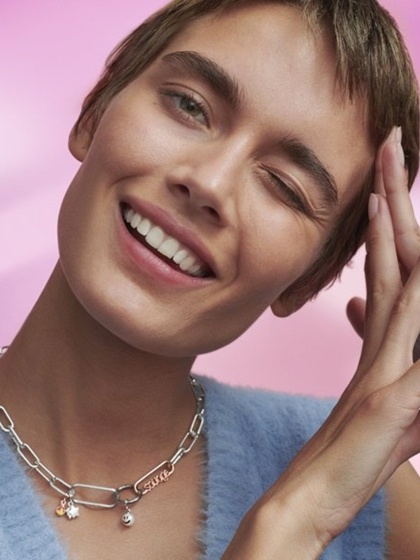 Pandora ME Държач