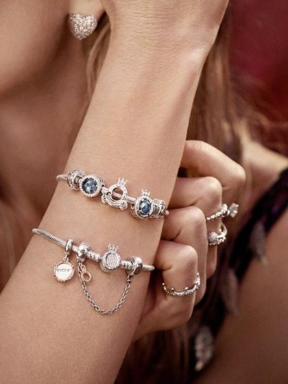 Pandora Осигурителна верижка клипс Вълнуваща история