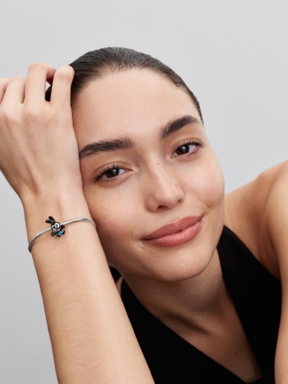 Disney x Pandora Талисман Освалд Щастливия заек